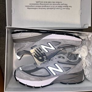 New Balance 990v4 Core